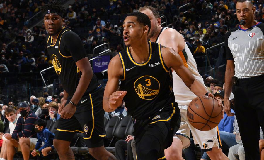 万博体育官方网站-欧篮联赛程吃紧，金州勇士今夜扳平良机，更衣室稳定，阵容厚度经受考验-万博体育官方网站